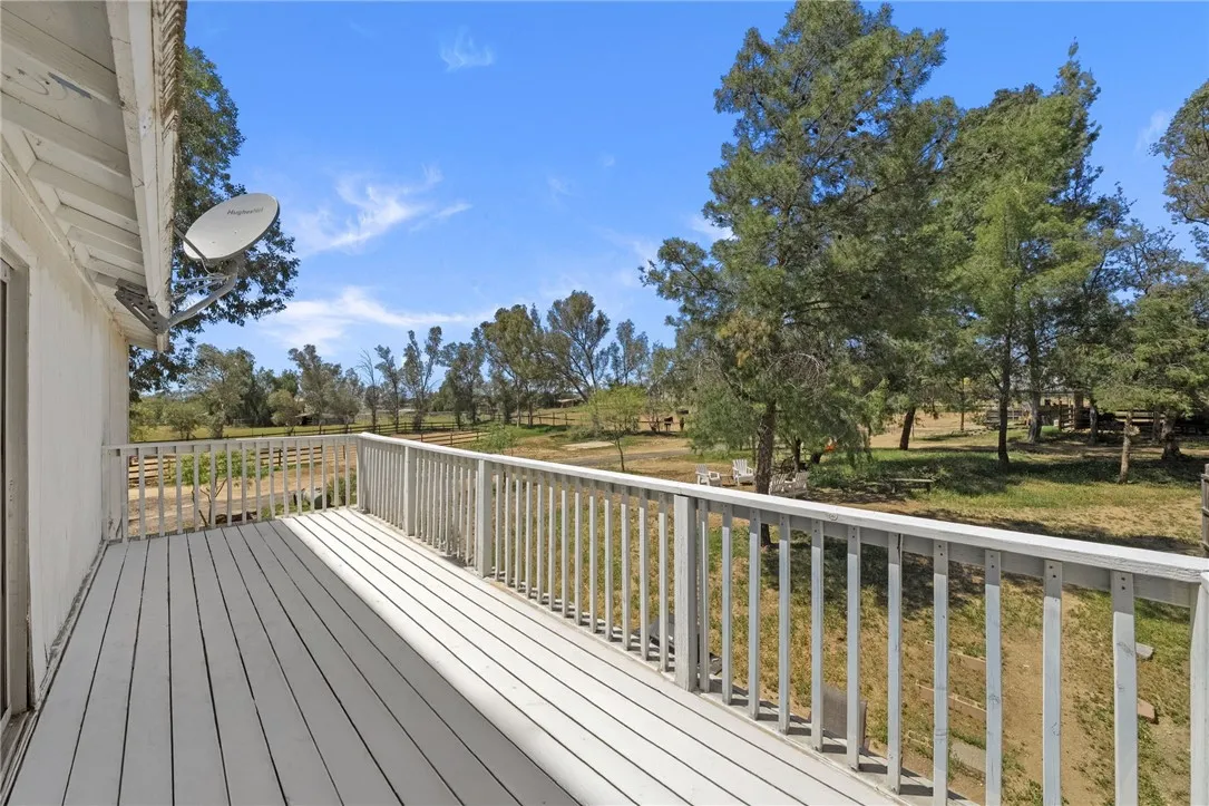32900 Bootlegg Road, Winchester, California 92596 home-pic-61