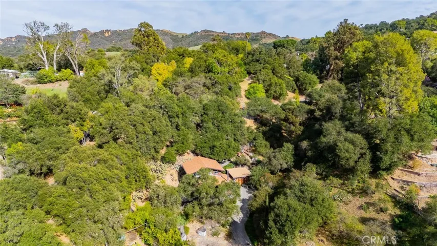 21330 Encina Road, Topanga, California 90290