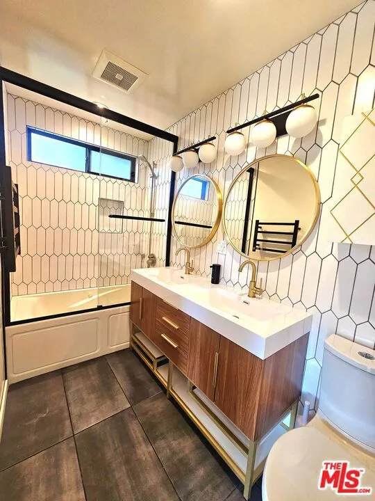 6194 Rodgerton Drive, Los Angeles, California 90068 home-pic-19