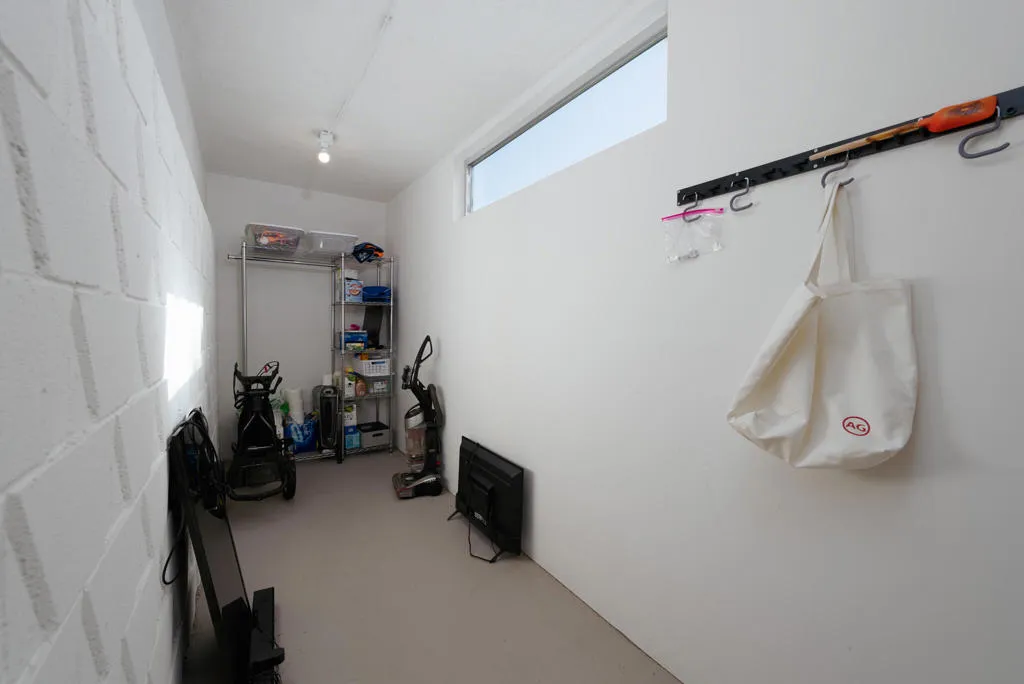 303 Westlake Terrace, Palm Springs, California 92264 home-pic-17