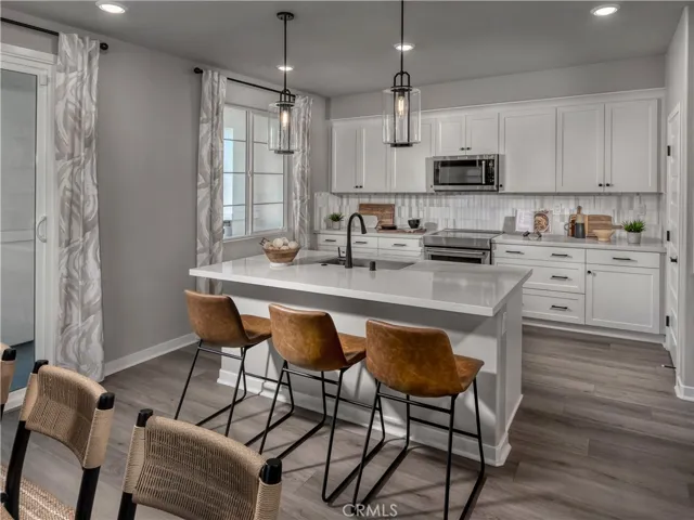 Photo is not of the actual home but is an inspirational photo of builder’s model home and may depict options, furnishings, and/or decorator features that are not included.