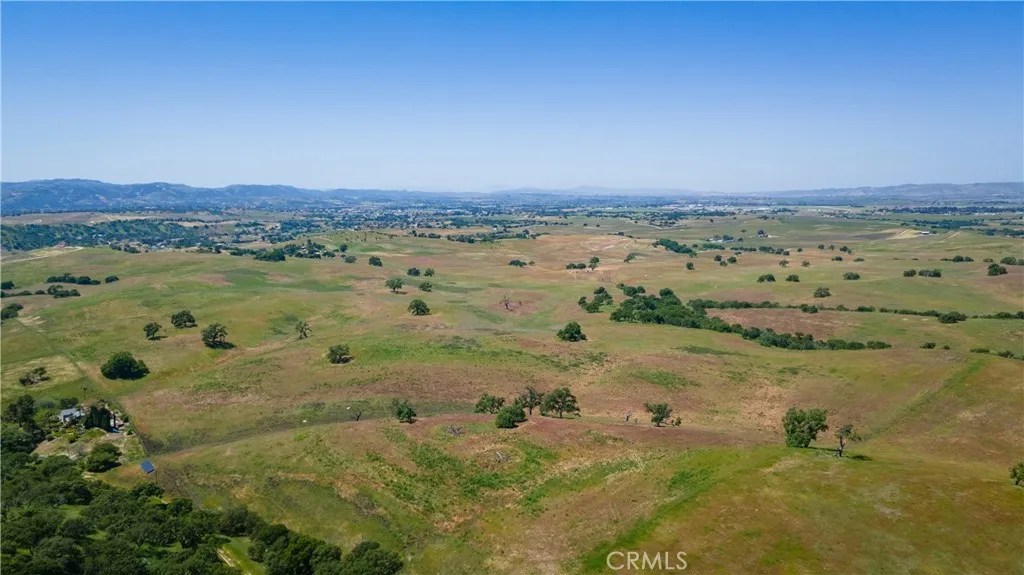 1975 Hidden Acre Ln, Paso Robles, California 93446 home-pic-15