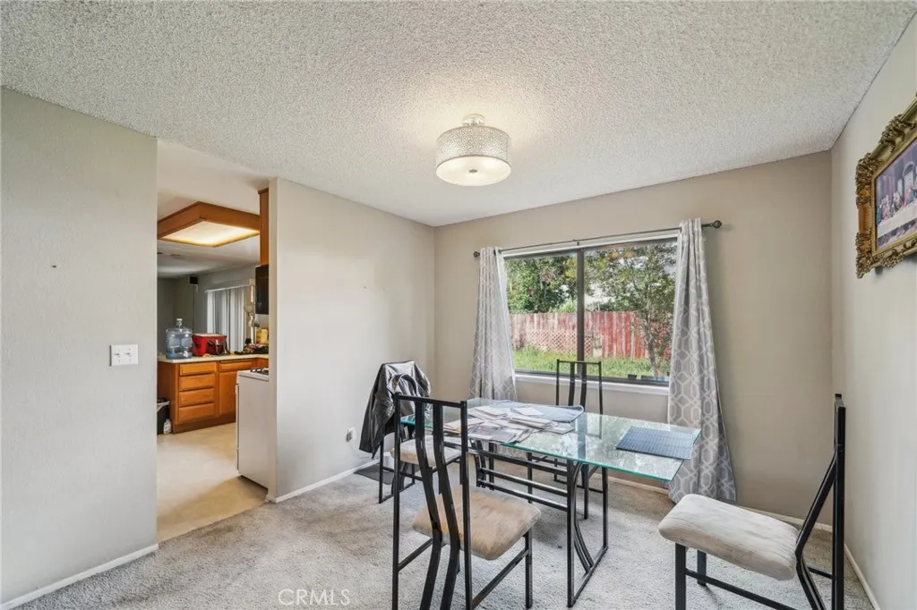 447 Westminister Drive, San Jacinto, California 92583 home-pic-6