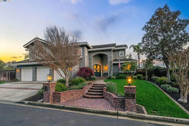 144 Alta Vista Way, Danville, California 94506