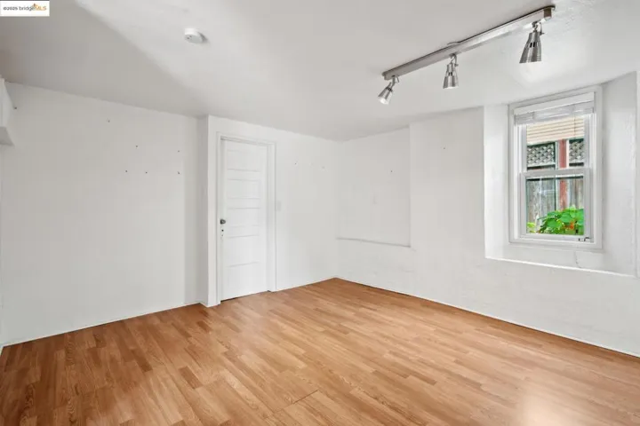 871 55th St, Oakland, California 94608