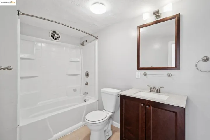 871 55th St, Oakland, California 94608