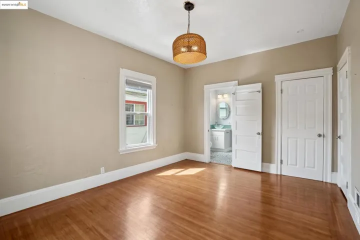 871 55th St, Oakland, California 94608