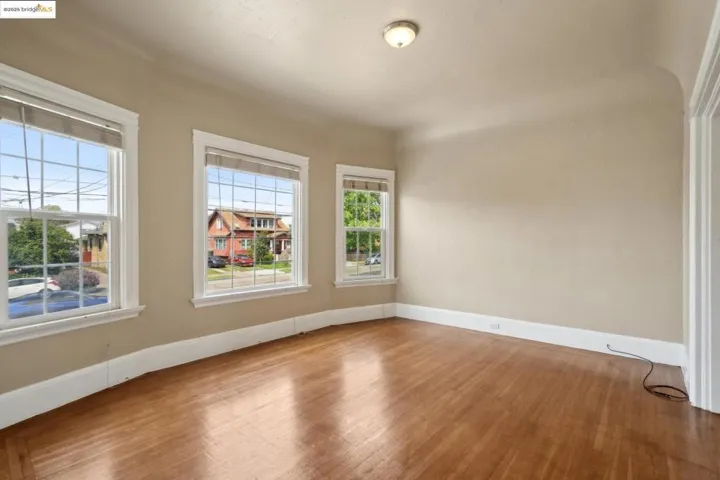 871 55th St, Oakland, California 94608