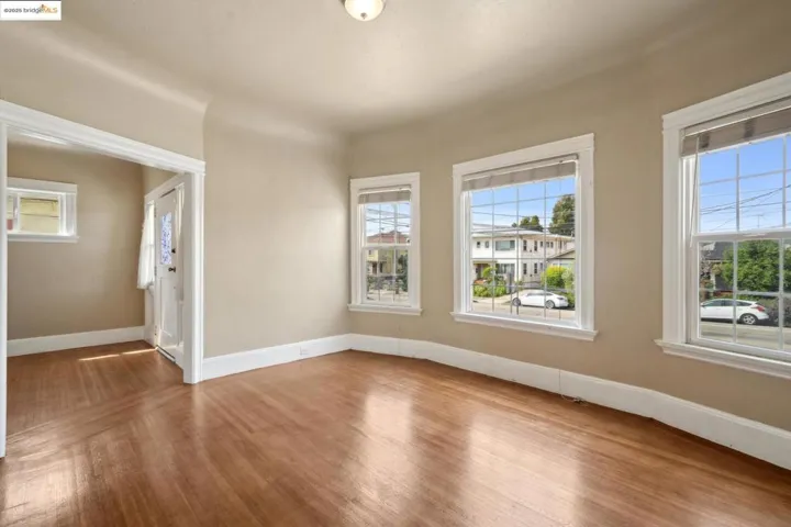 871 55th St, Oakland, California 94608