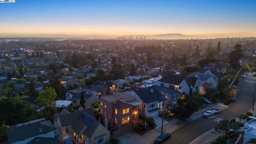 3751 Victor Ave, Oakland, California 94619