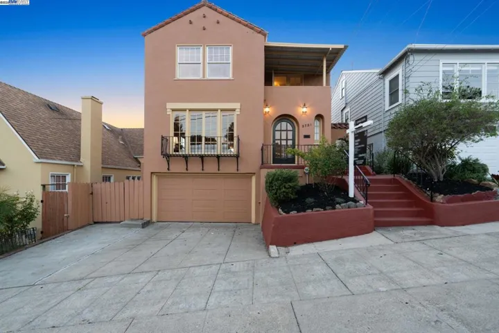 3751 Victor Ave, Oakland, California 94619