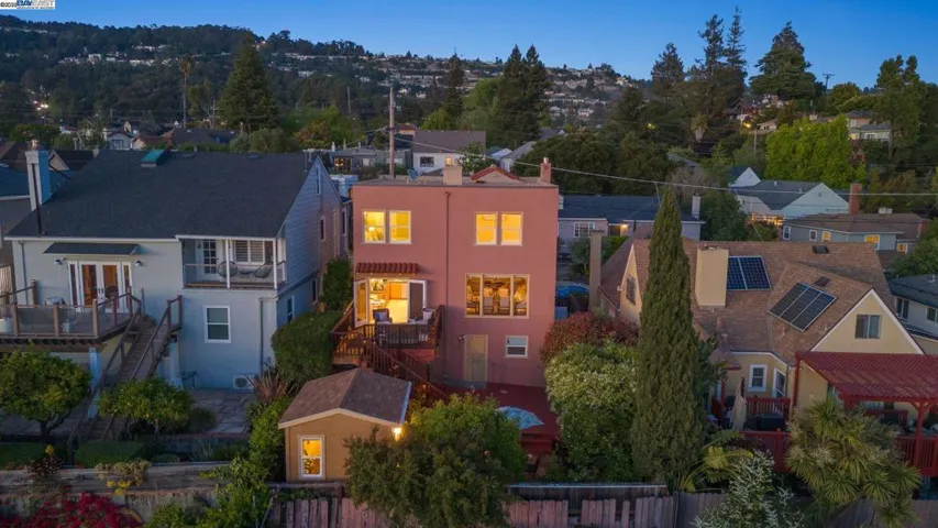 3751 Victor Ave, Oakland, California 94619