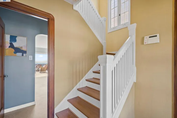 3751 Victor Ave, Oakland, California 94619