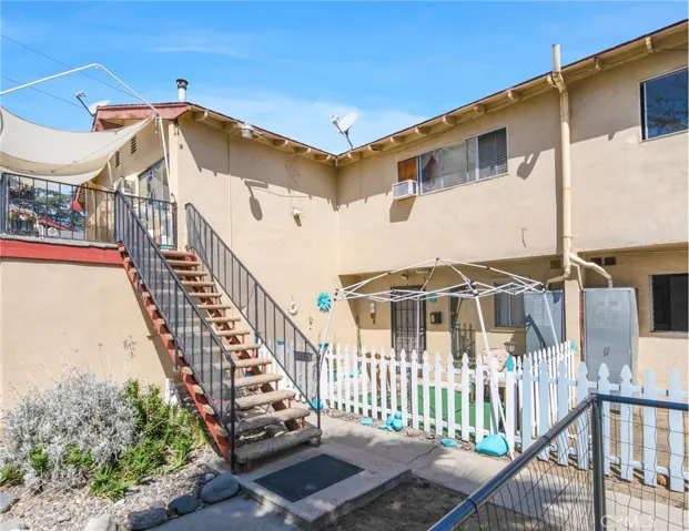 1002 Tribune Street, Redlands, California 92374