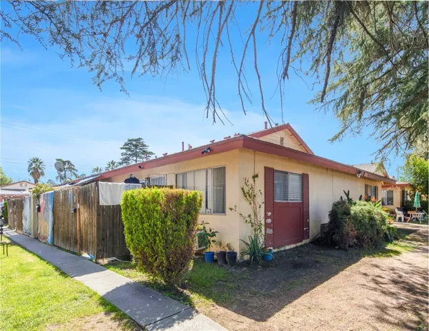 1002 Tribune Street, Redlands, California 92374