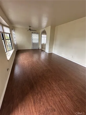 Living room/Dining Area