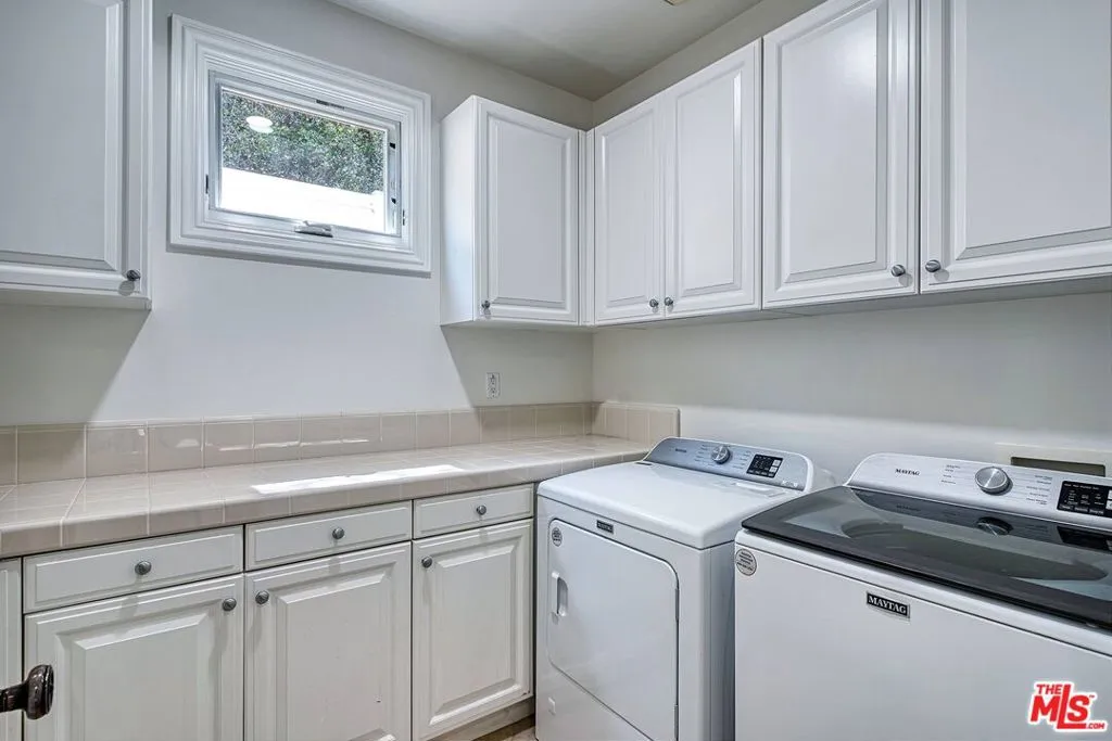 462 Cold Canyon Road, Calabasas, California 91302 home-pic-23