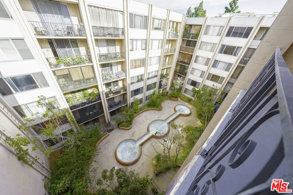 421 S La Fayette Park Place 711, Los Angeles, California 90057 home-pic-16