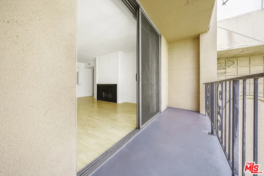 421 S La Fayette Park Place 711, Los Angeles, California 90057 home-pic-15