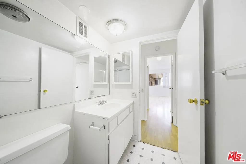 421 S La Fayette Park Place 711, Los Angeles, California 90057 home-pic-9