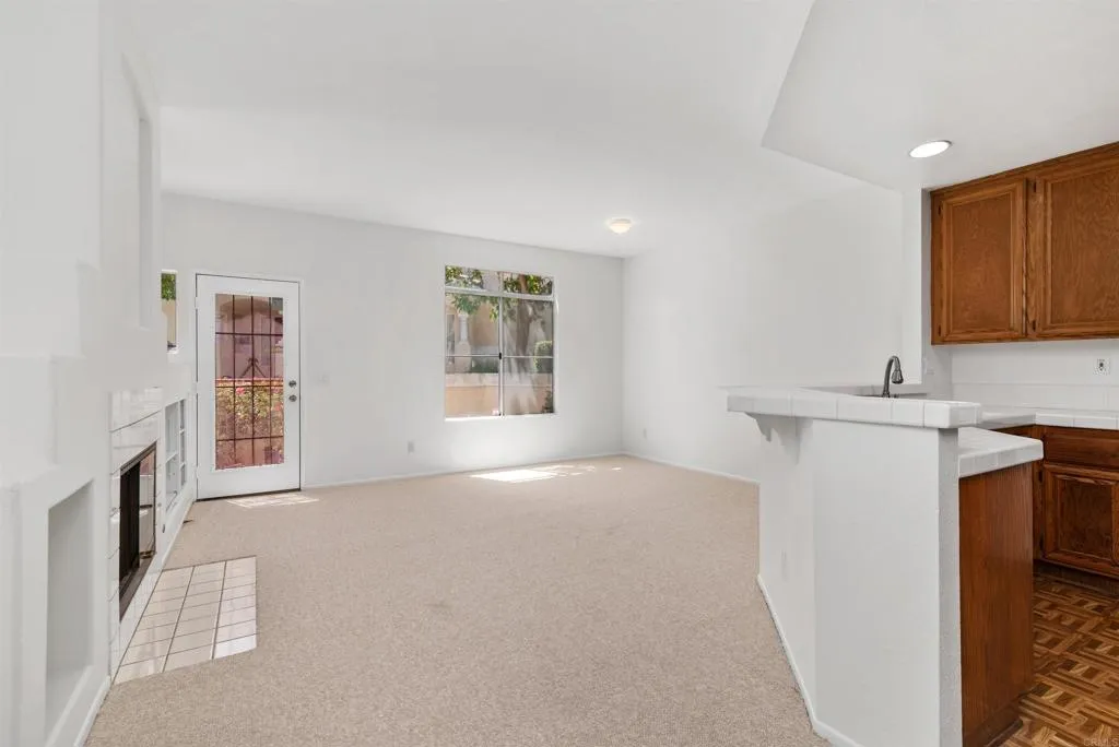 11940 Black Mountain Rd 41, San Diego, California 92129 home-pic-8