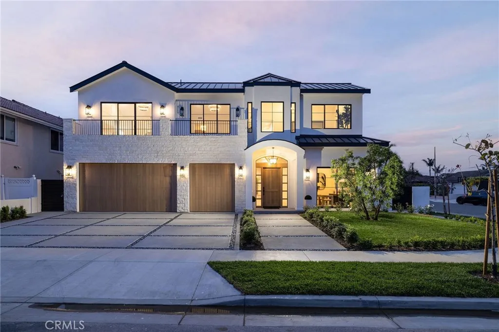 9121 Christine Drive, Huntington Beach, California 92646, 5 Bedrooms Bedrooms, ,5 BathroomsBathrooms,Residential,For Sale,Christine,OC25088828