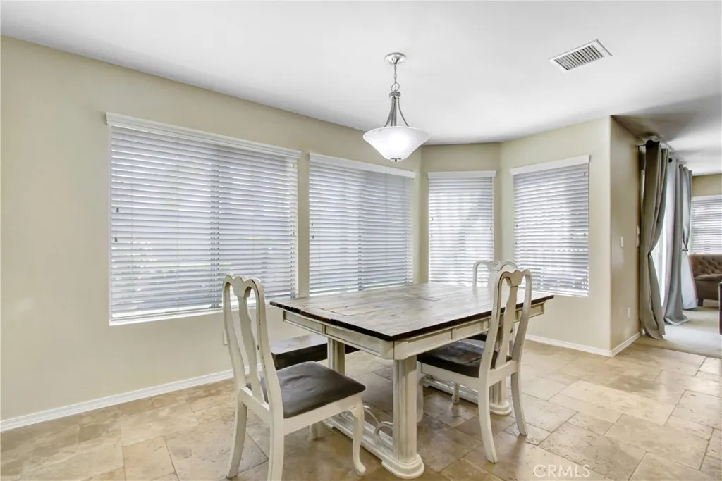 24399 Avenida Musico, Murrieta, California 92562 home-pic-26