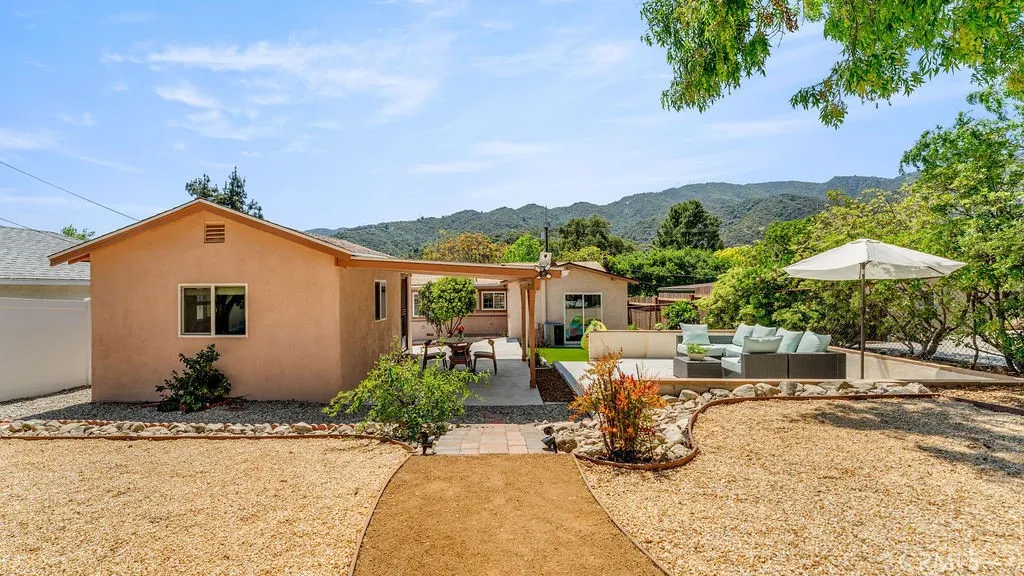 3427 Montrose Avenue, La Crescenta, California 91214 home-pic-54
