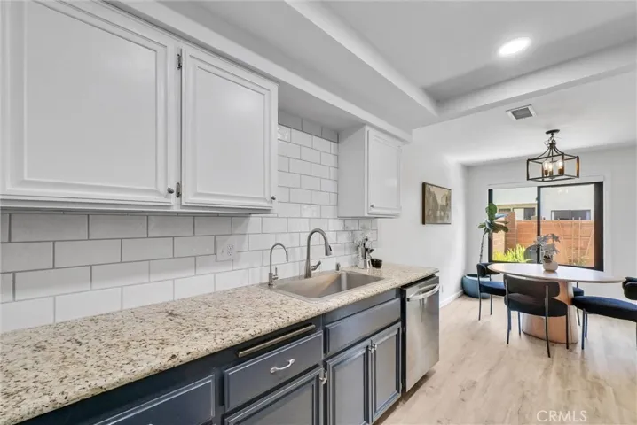 Kitchen 1033 W Lamark Lane, Anaheim, CA 92802