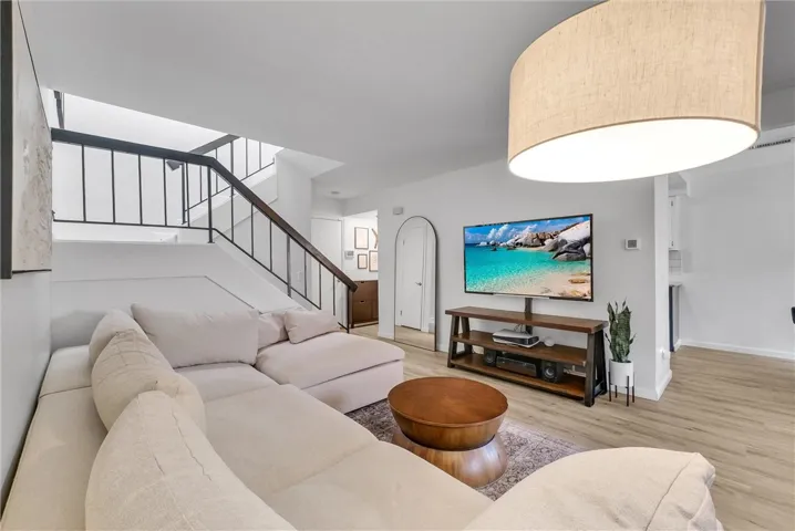 Living room 1033 W Lamark Lane, Anaheim, CA 92802
