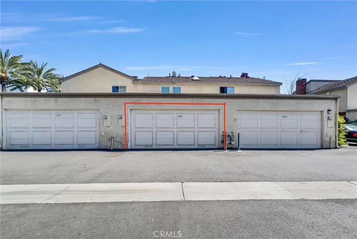 2 Car ATTACHED Garage with Laundry area 1033 W Lamark Lane, Anaheim, CA 92802