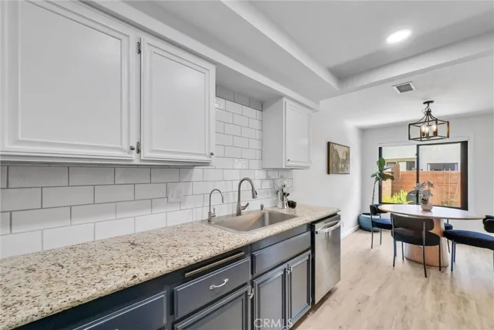 Kitchen 1033 W Lamark Lane, Anaheim, CA 92802