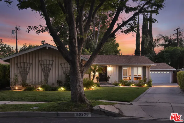 22236 Archwood Street, Woodland Hills, California 91303