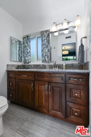 22236 Archwood Street, Woodland Hills, California 91303