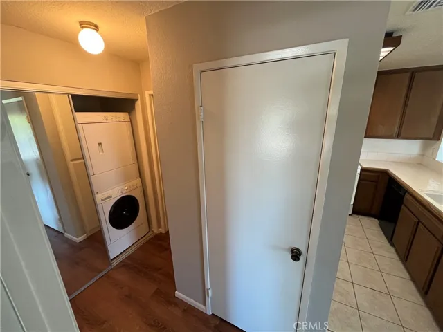 Hallway and Washer/Dryer
