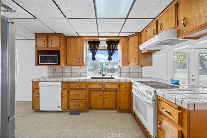 6630 Byrd Street, Bakersfield, California 93308