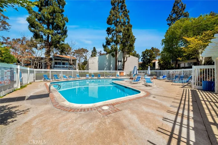 631 S Prospect Ave 204, Redondo Beach, California 90277