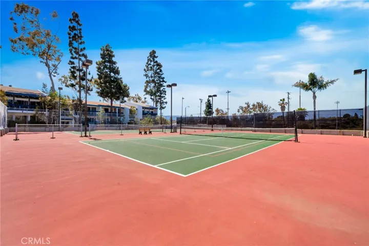 631 S Prospect Ave 204, Redondo Beach, California 90277