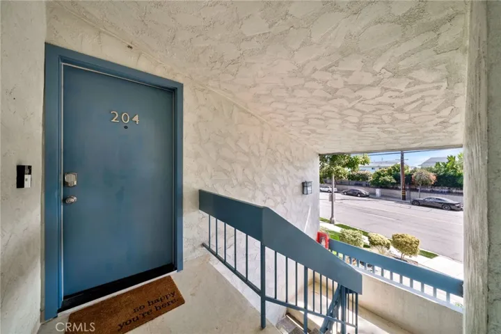 631 S Prospect Ave 204, Redondo Beach, California 90277