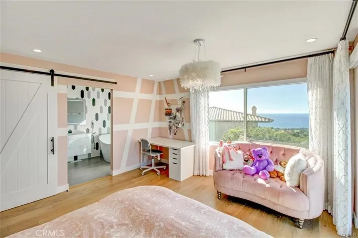 6811 Monero Drive, Rancho Palos Verdes, California 90275