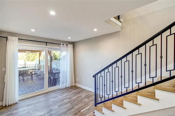 6811 Monero Drive, Rancho Palos Verdes, California 90275