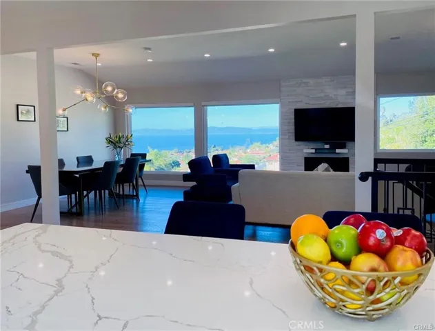6811 Monero Drive, Rancho Palos Verdes, California 90275