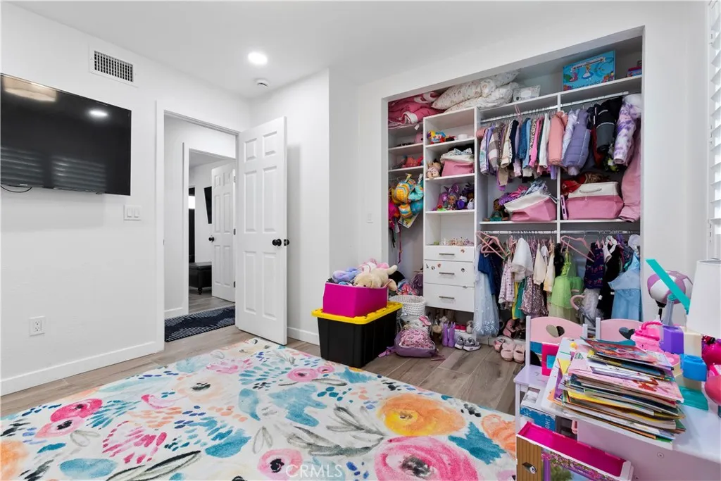 355 N Garsden Avenue, Covina, California 91724 home-pic-13