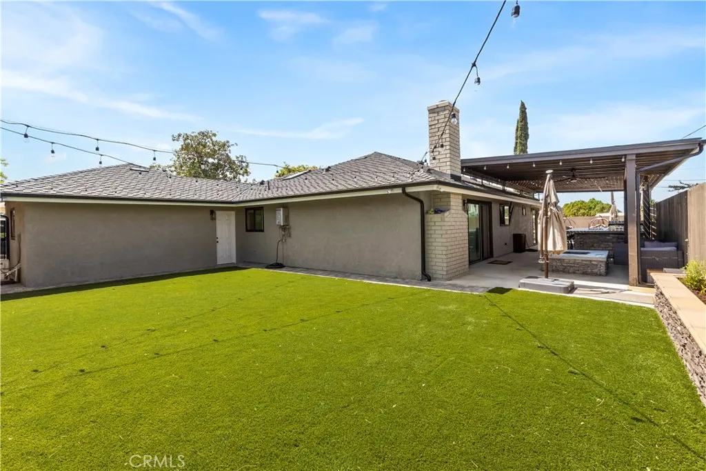 355 N Garsden Avenue, Covina, California 91724 home-pic-17