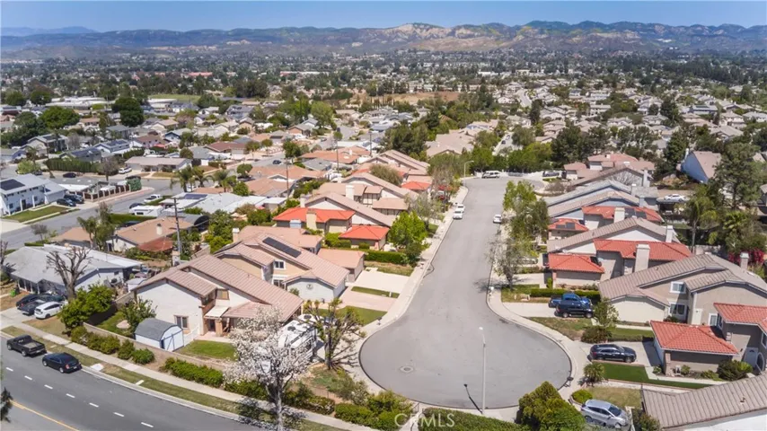 813 Chelsea Court, Simi Valley, California 93065