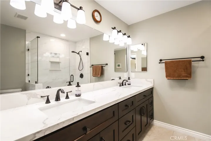 813 Chelsea Court, Simi Valley, California 93065