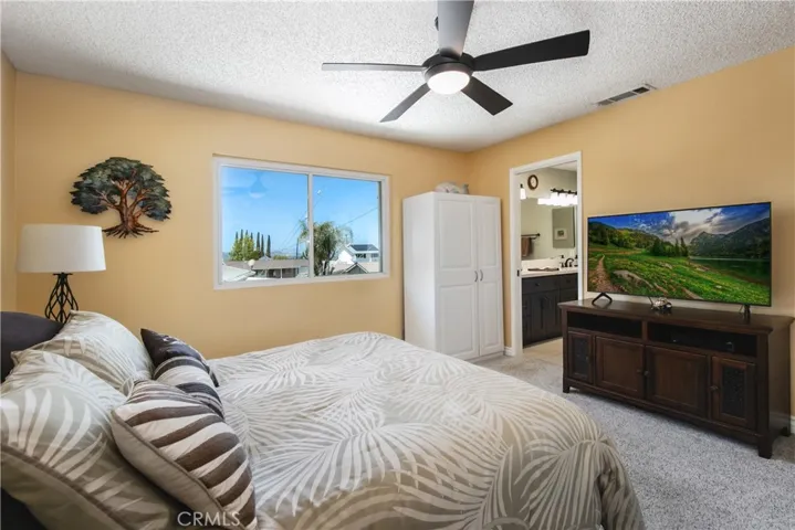813 Chelsea Court, Simi Valley, California 93065