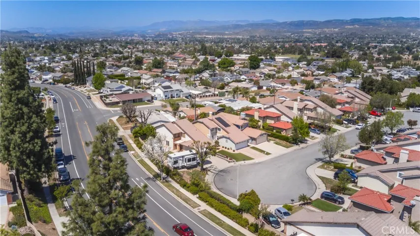 813 Chelsea Court, Simi Valley, California 93065