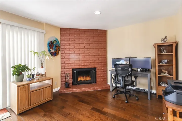 813 Chelsea Court, Simi Valley, California 93065