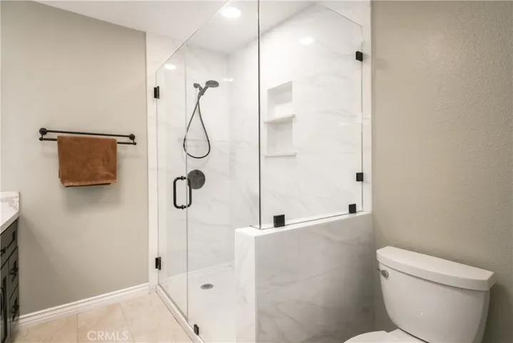 813 Chelsea Court, Simi Valley, California 93065
